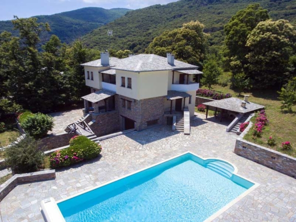stone-villa-in-Greece