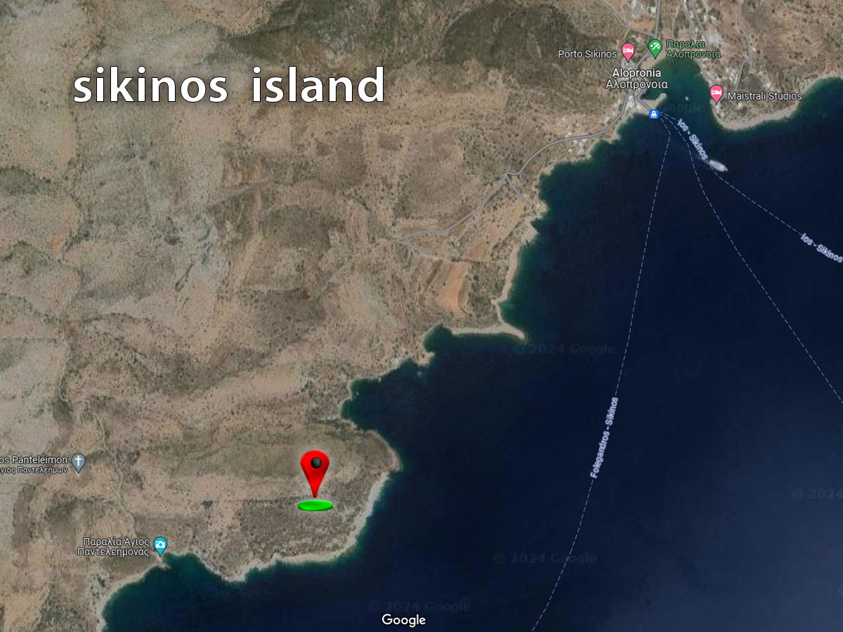 Grundstück auf der Insel Sikinos steht zum Verkauf