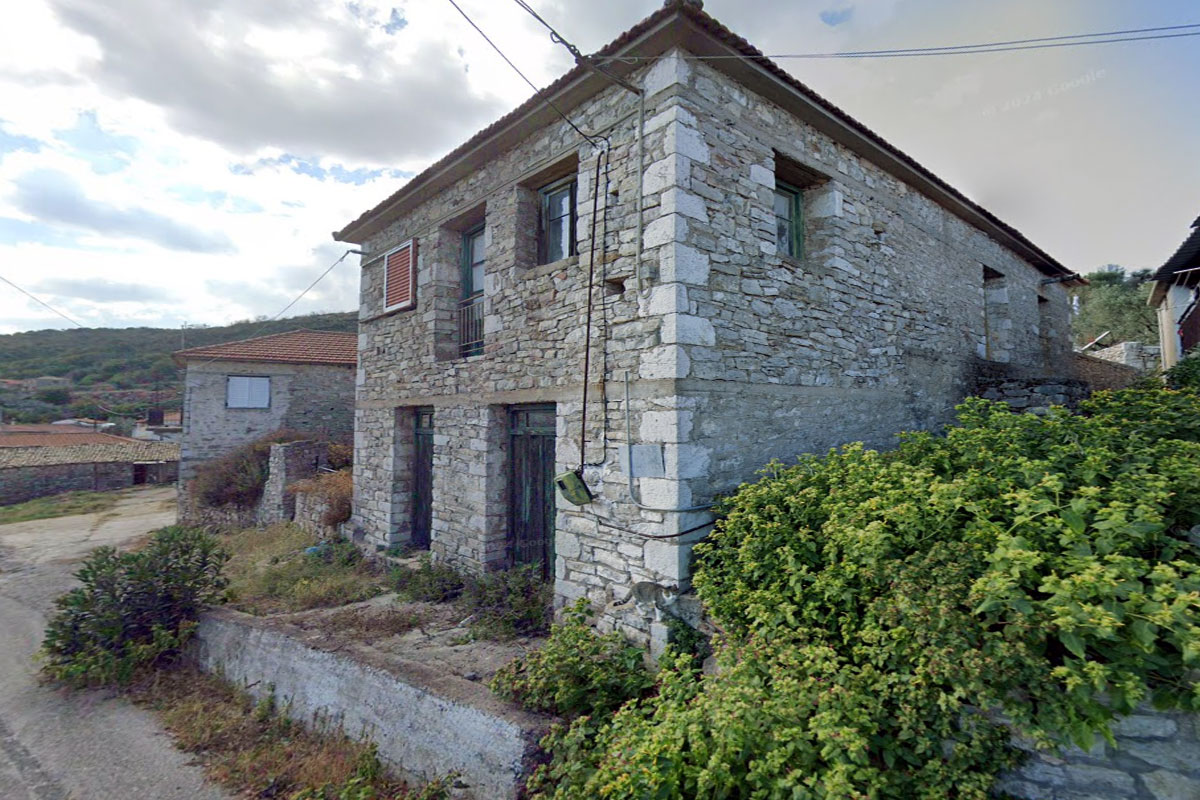 Verkaufe ein traditionelles Haus im Dorf Mathias, Messinias, Kalamata